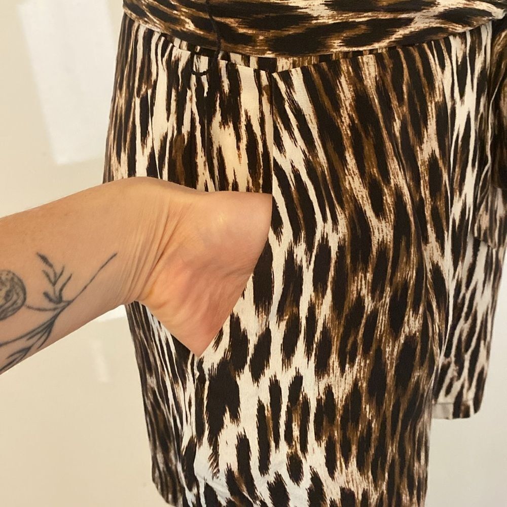 L'Agence Audra Sleeveless Leopard-Print Silk Romper Size 2 - Picture 6 of 15